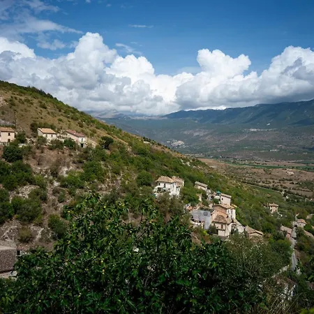 Casa de Férias La Casa Di Fedora Capestrano